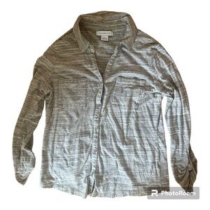 Liz Claiborne 1/2 Sleeve Cuffed Button Down Shirt w/Front Pockets